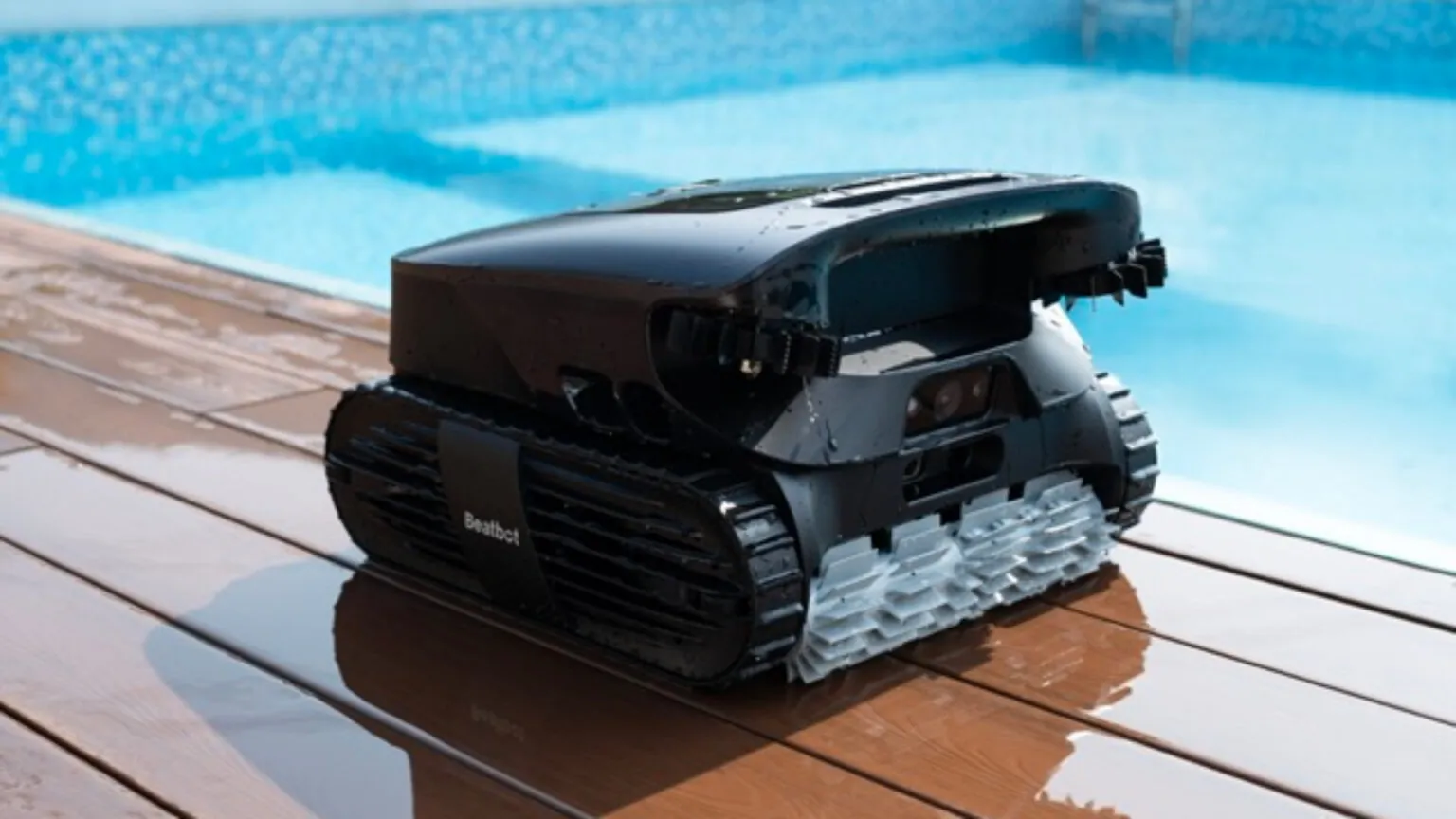 This cool AI-powered pool cleaner just debuted at CES 2025